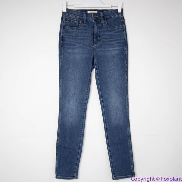 Madewell 10" High-Rise Roadtripper Supersoft Jeans in Playford Wash, 25 - Picture 2 of 15